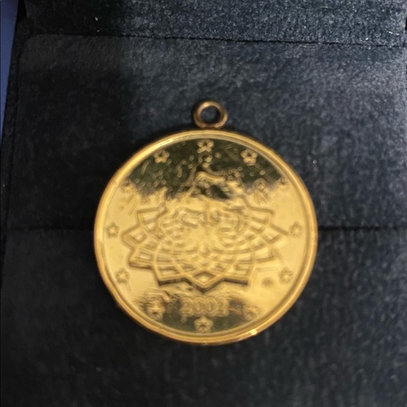 Heavy Rare Gold Vermeil pendant . Ships same day - Picture 1 of 4